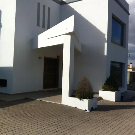 Karmen Holiday home *